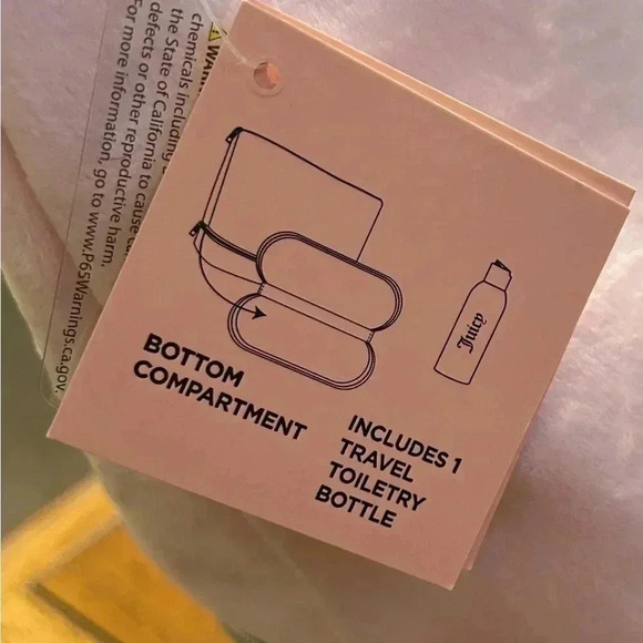 NWT Juicy Couture Baby Pink XL Rhinestone Cosmetics Travel Bag w/ Toiletry Area - Picture 5 of 6